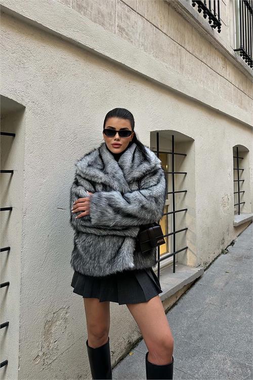 Kadın Antrasit Oversize Kürk Kaban Çıtçıtlı Cepli Astarlı ESR014 