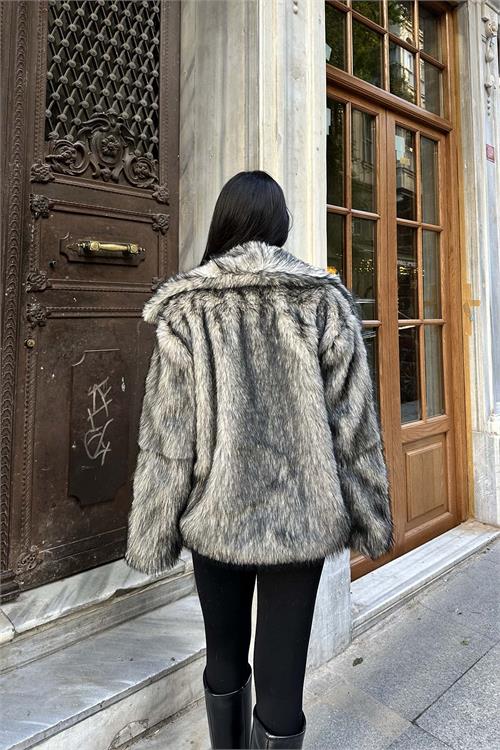 Kadın Gri Oversize Kürk Kaban Çıtçıtlı Cepli Astarlı ESR014 