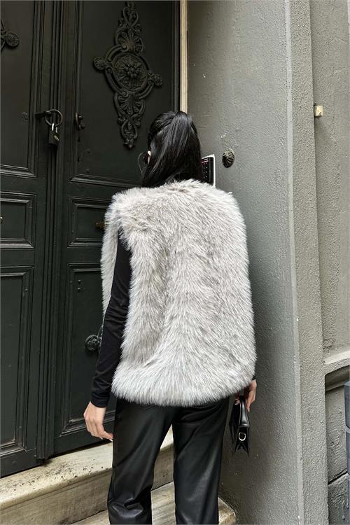 Kadın Gri Oversize Peluş Kürk Yelek Astarlı Kışlık Yelek ESR010 