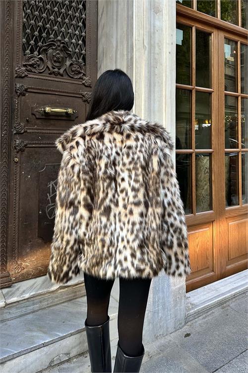 Kadın Leopar Desenli Oversize Suni Kürk Çıt Çıtlı Astarlı Kaban ESR004 