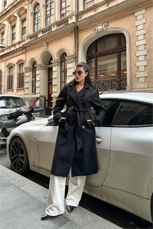 Kadın Siyah Kuşaklı Rahat Kalıp Astarlı Kaban | Şık Model ESR002 