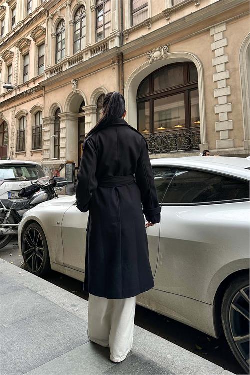 Kadın Siyah Kuşaklı Rahat Kalıp Astarlı Kaban | Şık Model ESR002 