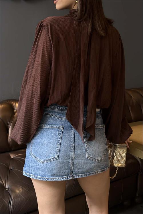 Kadın Kahverengi Drapeli Bluz Balıkçı Yaka Uzun Kollu ESR077