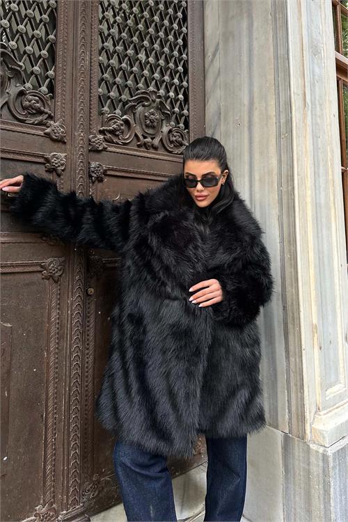 Kadın Siyah Kürk Kruvaze Yaka Düğmeli Oversize Mont ESR001 